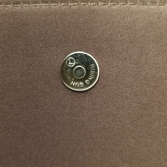 Rising Sun Embossed Leather Wallet NWOT Women's - Picture 3 of 7